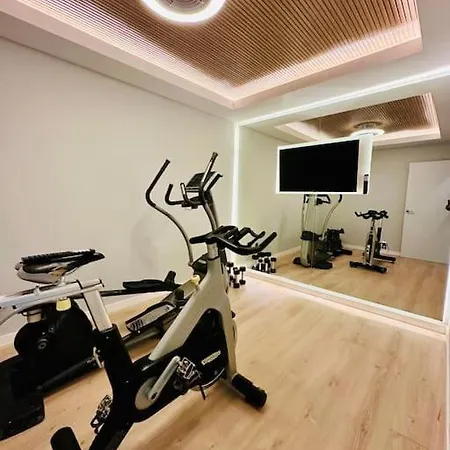 Puente Premium Rooftop & Garden Apartment *