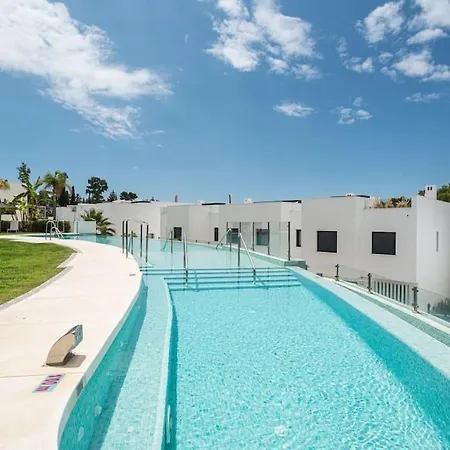 Puente Premium Rooftop & Garden * Marbella