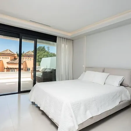 Puente Premium Rooftop & Garden * Marbella