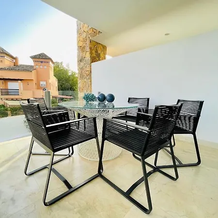 Puente Premium Rooftop & Garden