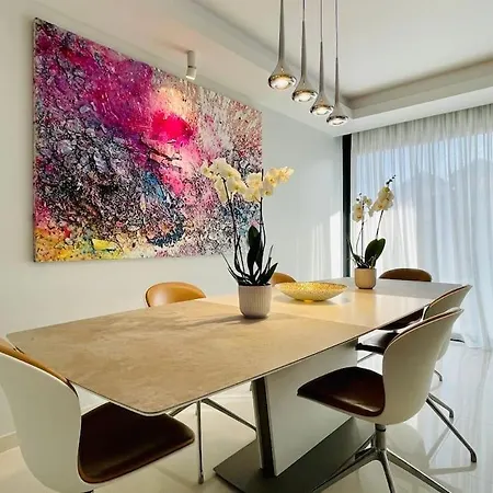 Apartment Puente Premium Rooftop & Garden *