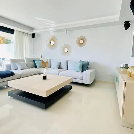 Apartment Puente Premium Rooftop & Garden Marbella
