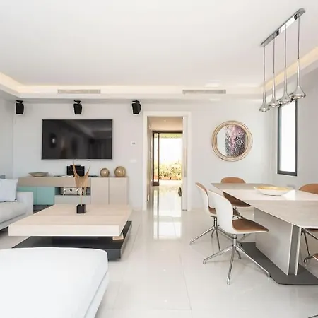 Puente Premium Rooftop & Garden * Marbella