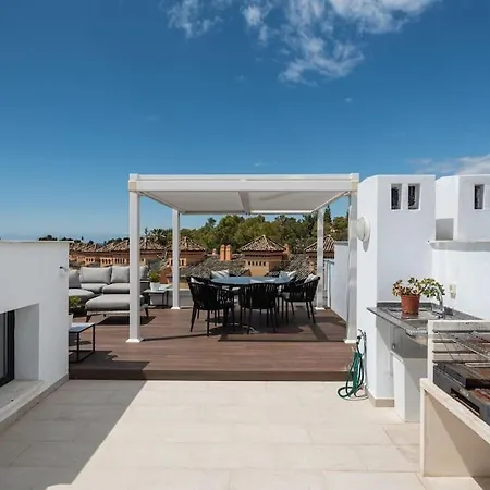 Puente Premium Rooftop & Garden * Marbella