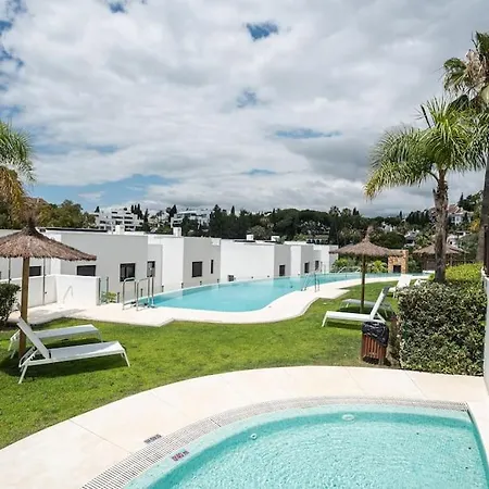 Puente Premium Rooftop & Garden Apartment *